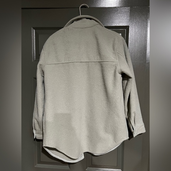 Women’s JOIE Shacket - Picture 3 of 3